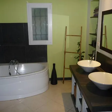 Villa Aux Portes De La Camargue Entre Nimes Et Arles